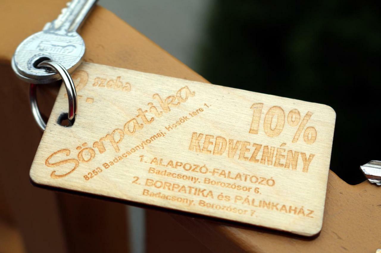 Hotel Soerpatika Vendeghaz Badacsonytomaj Exterior foto